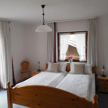 Schmidhauser Hof Apartman *